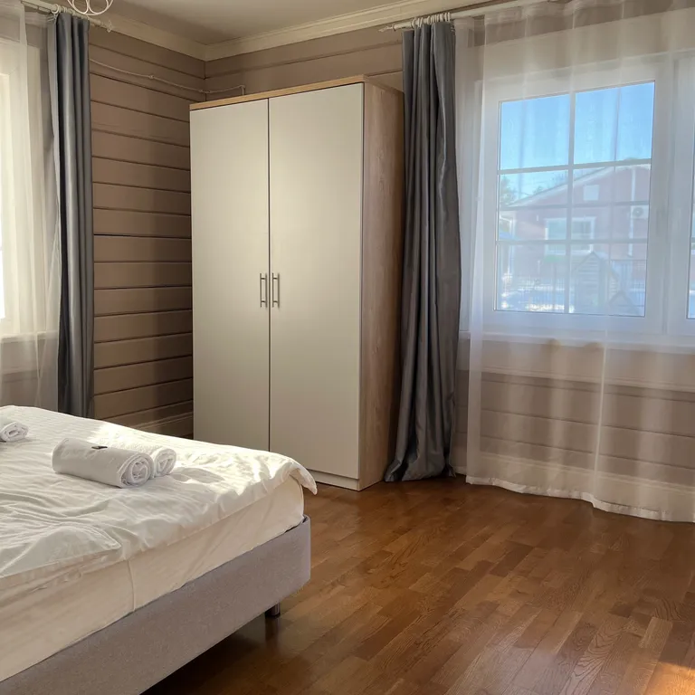 Isotalo - большой дом у озера в карелии, для большой компании