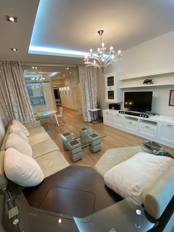 Просторный апартамент в Золотом Треугольнике Сочи