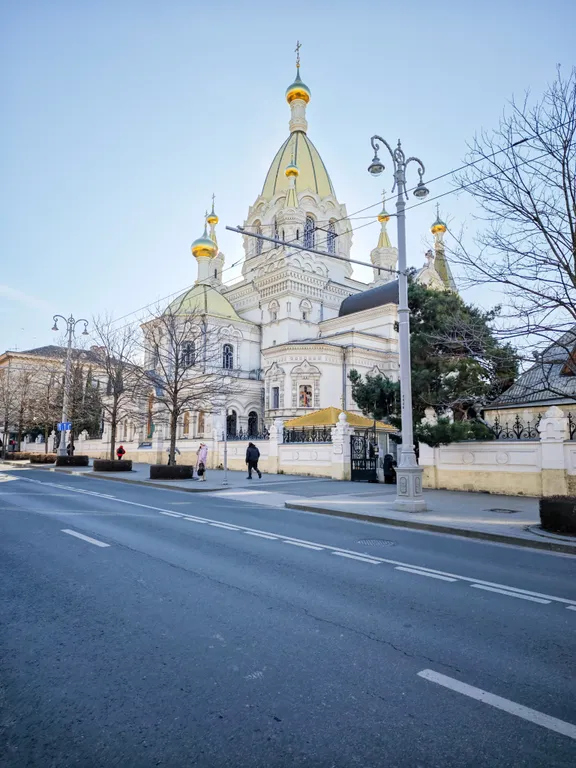 Квартира Квартира Счастье жить в Севастополе в самом центре с видом на Покровский собор — Севастополь