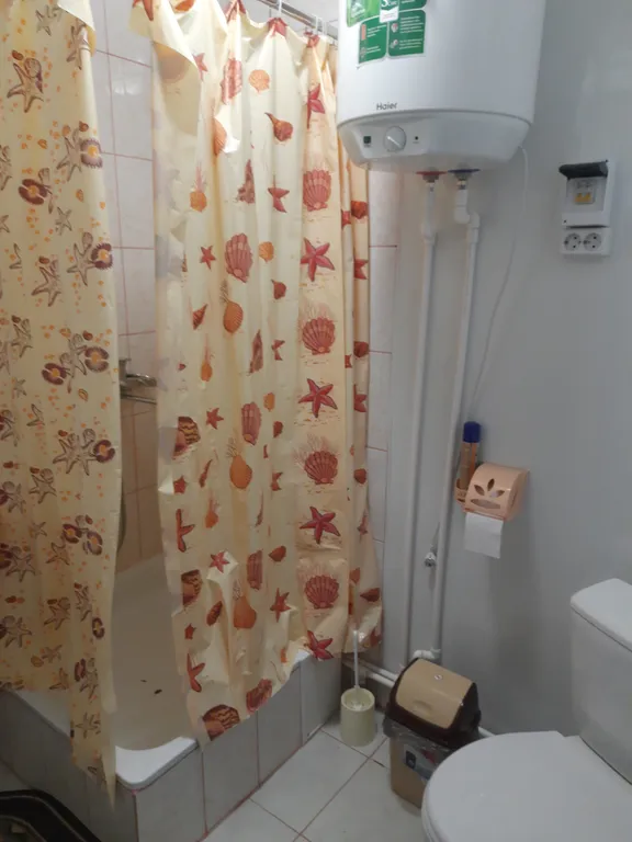 Небольшой номер с диваном на 2 этаже