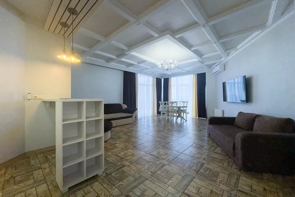 Апартаменты у моря с большой террасой и видом на рассвет