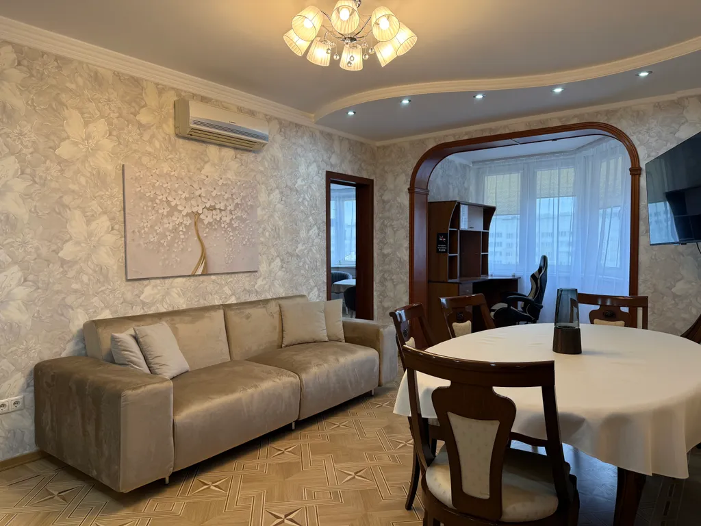 Дизайнерские новые 3-к комнатные апартаменты The Gray Pearl Crocus