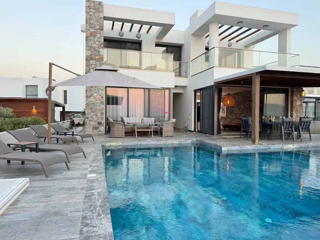 Коттедж Villa 10 — аренда посуточно в Кирения