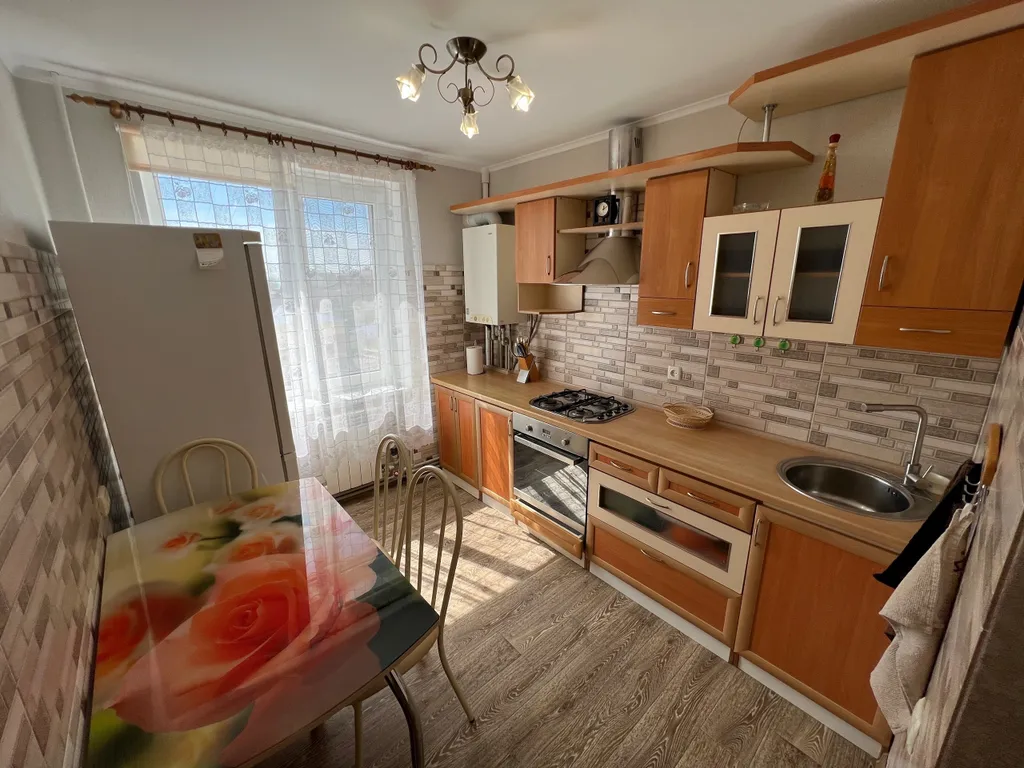 Двухкомнатная квартира рядом с пляжем — аренда посуточно в Евпатория