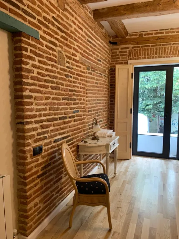 Дизайнерская квартира под старину