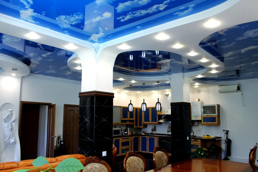 Дом с бассейном в районе Артека и горы Аю-Даг