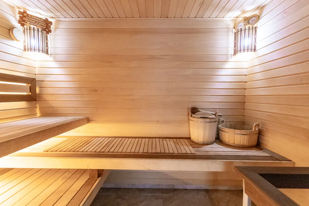 Дом для отдыха с бассейном и банным комплексом