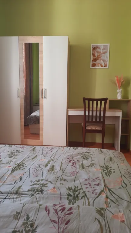 Классическая 2-комнатная квартира в центре