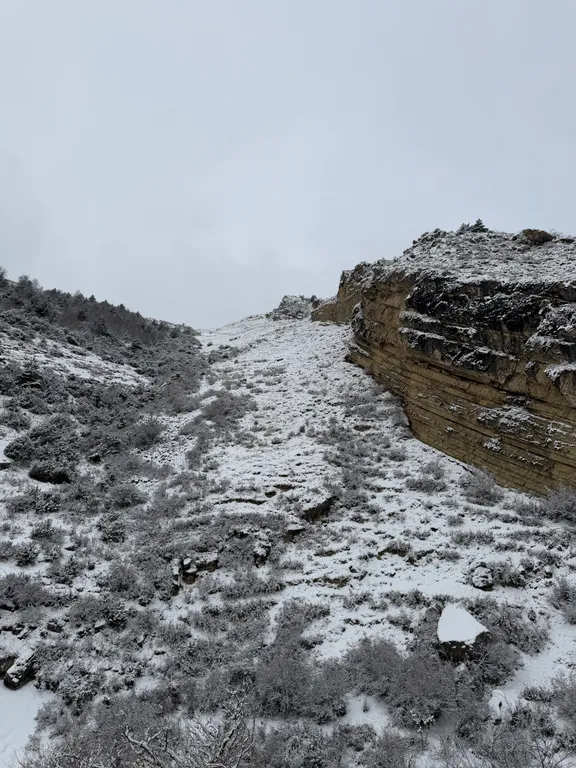 Роскошный эко дом Аквамарин с террасой у водопада и леса