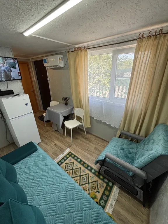 Коттедж Гостевой дом со своим двориком — Широчанка