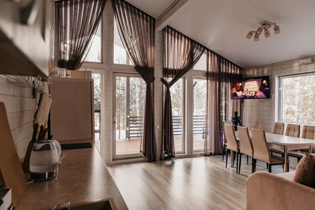 Дом с панорамными окнами