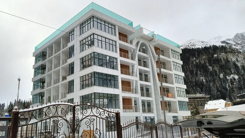 Просторная красивая студия 48м2 с шикарным видом, 400м от подьемника