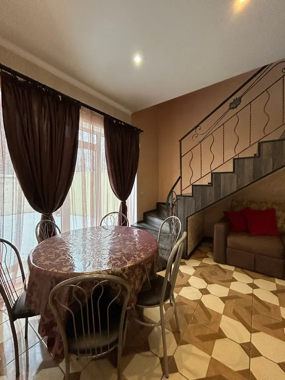 3-комнатный Дом