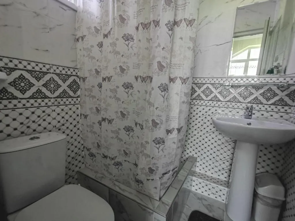 Семейный 2х комнатный номер с видом на горы