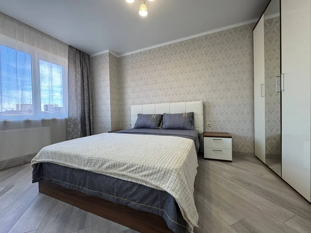 Квартира Шикарная двухкомнатная квартира с лоджией — Ростов-на-Дону