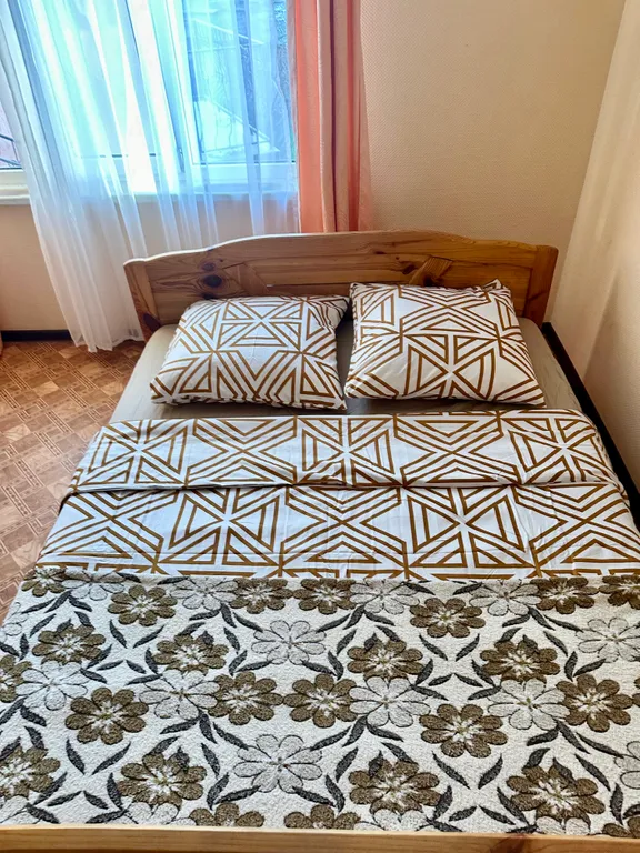 Коттедж Первый этаж дома с отдельным входом 70м2,до моря 4 минуты. — Севастополь