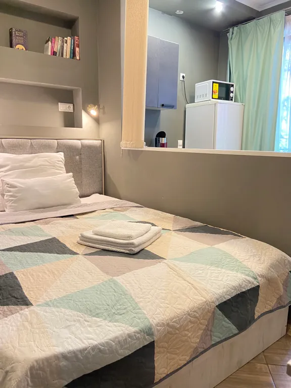 Квартира Квартира Уютная студия с балконом, с бассейном, 5 минут до моря, 5 минут до жд — Адлер