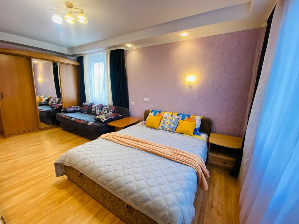 1-комнатная квартира с хорошим ремонтом в Октябрьском районе