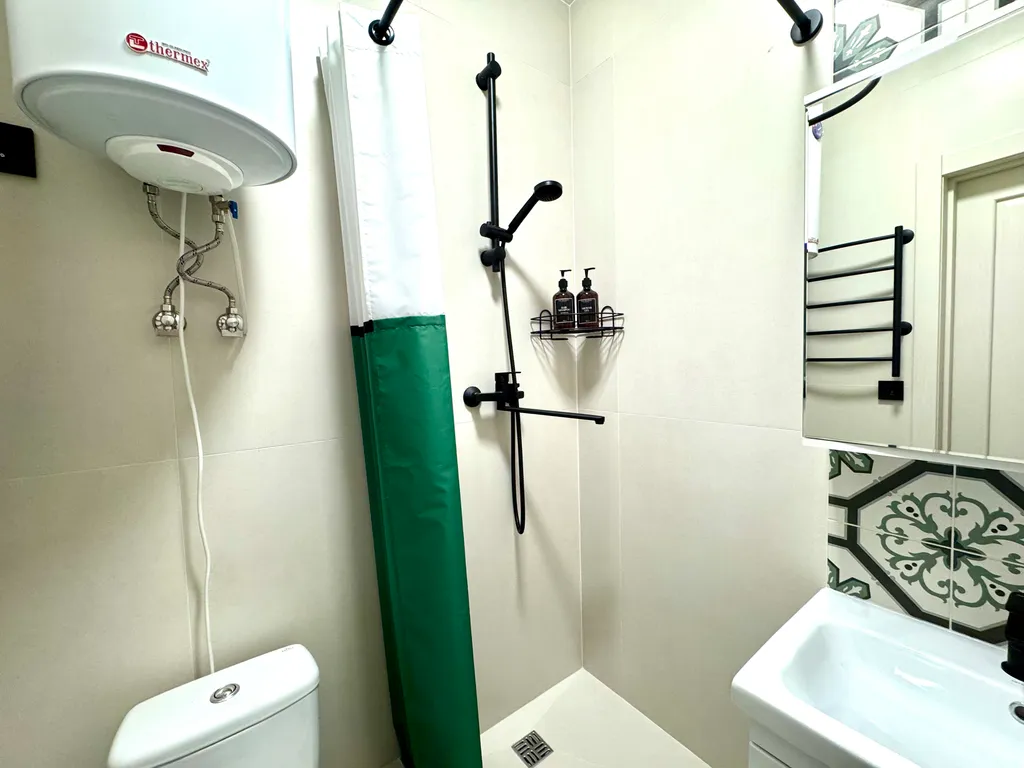 Современная квартира-студия возле ЖД Вокзала