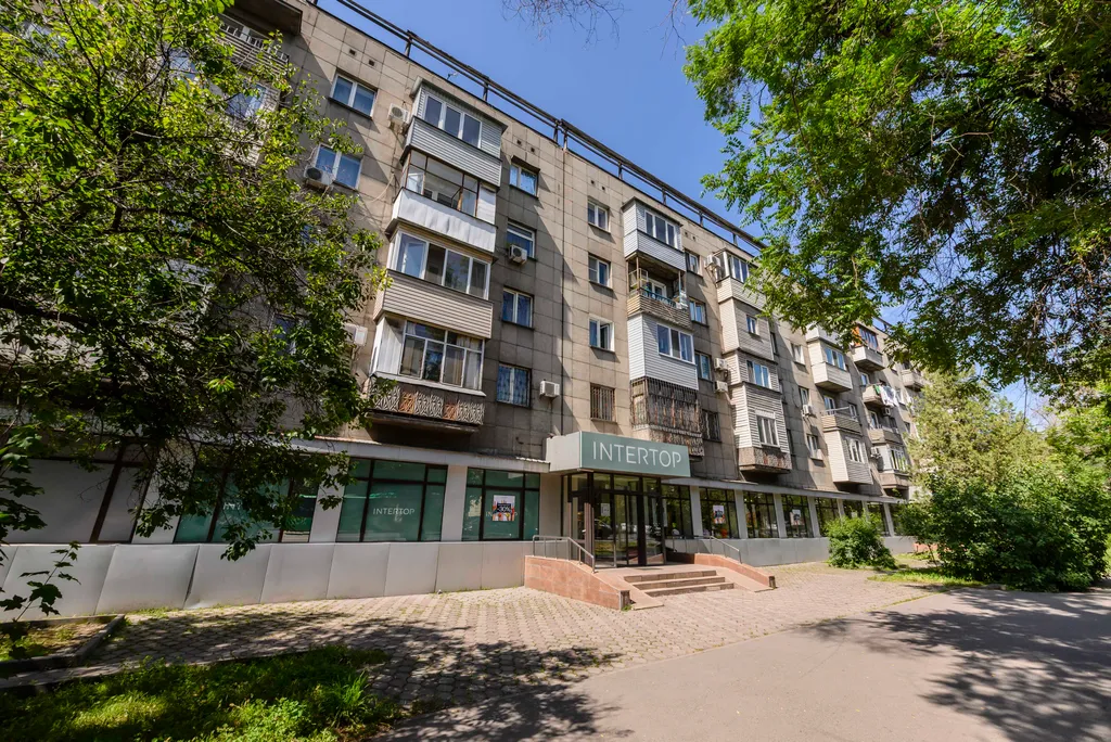 Квартира Просторный апартамент в самом центре у пешеходной улицы — Алматы