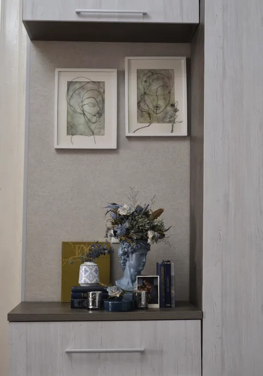 Старинный дом с двориком в центре