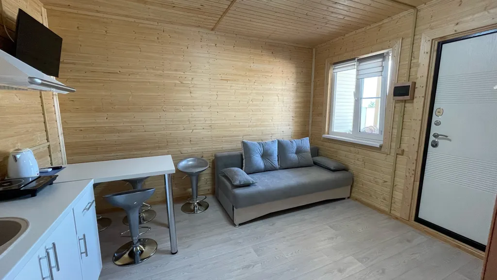 Отдельный домик для семьи с кухней