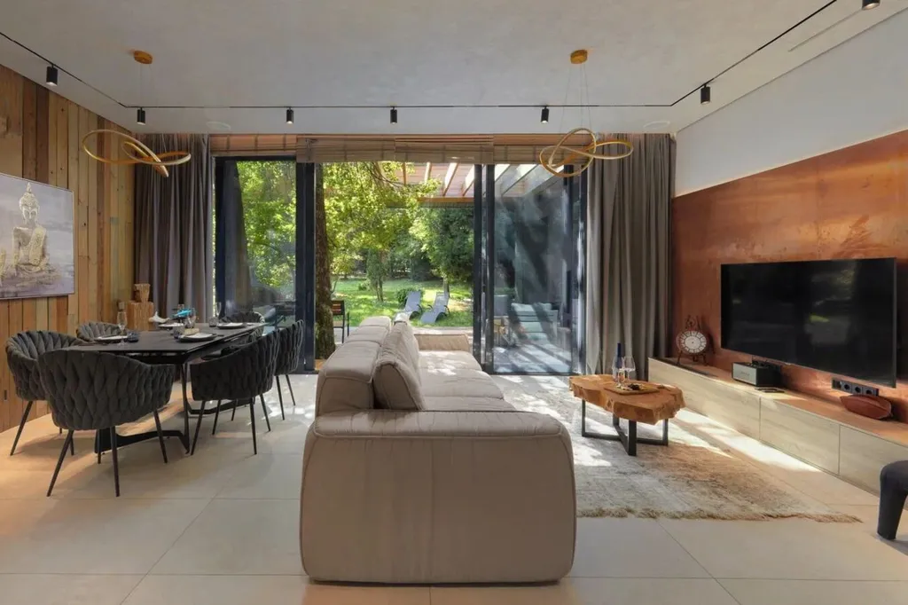 Коттедж 3-комнатный Дом — Москва