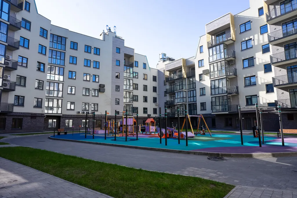 Дизайнерская евродвушка у канта на набережной