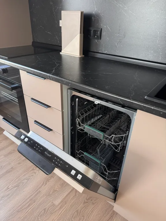 Квартира Евро-трёхкомнатная квартира с потрясающим видом на город у метро Аминьевская — Москва