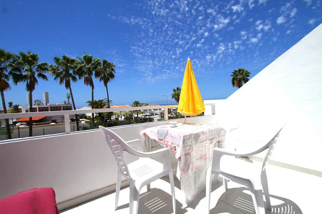 Apartments Island Village Heights