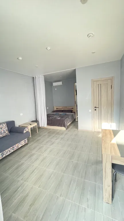 Уютный, просторный номер с общей кухней