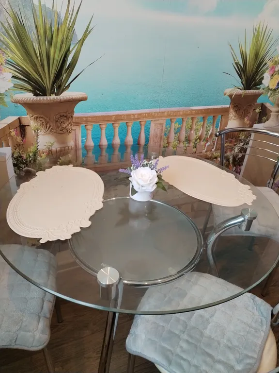 Уютная квартира с видом на санаторий Беловодье