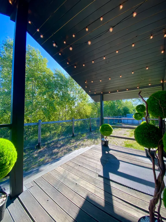 Загородный дом Loft lodge на берегу реки Ангара