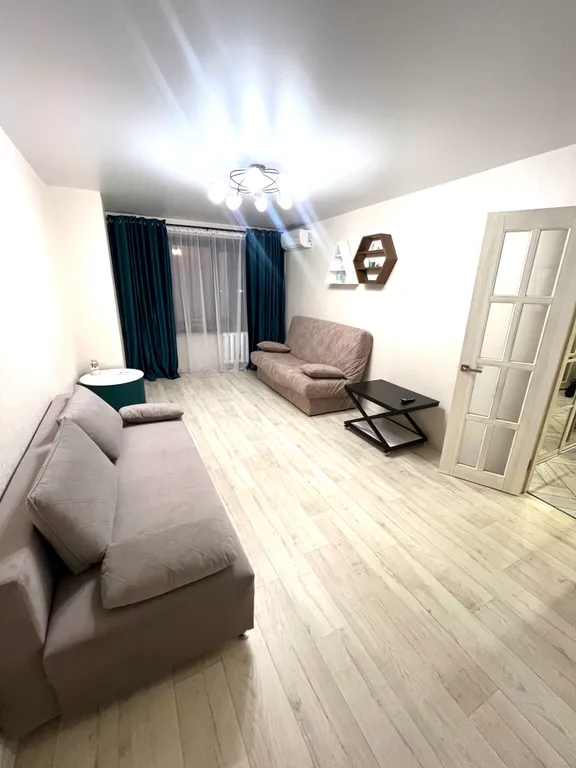 Двухкомнатная квартира в центре завеличья