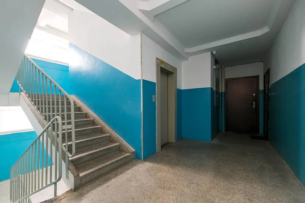 Современная квартира рядом с СК Заря на 4 человека