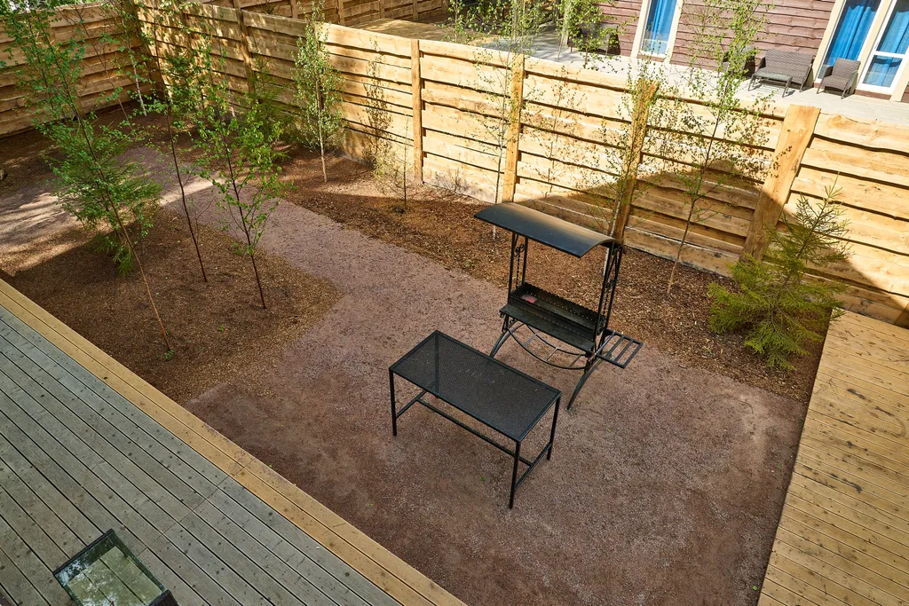 Коттедж Уютный коттедж на берегу Красного озера — Светлое