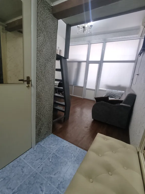 Уютная студия с балконом и видом на море