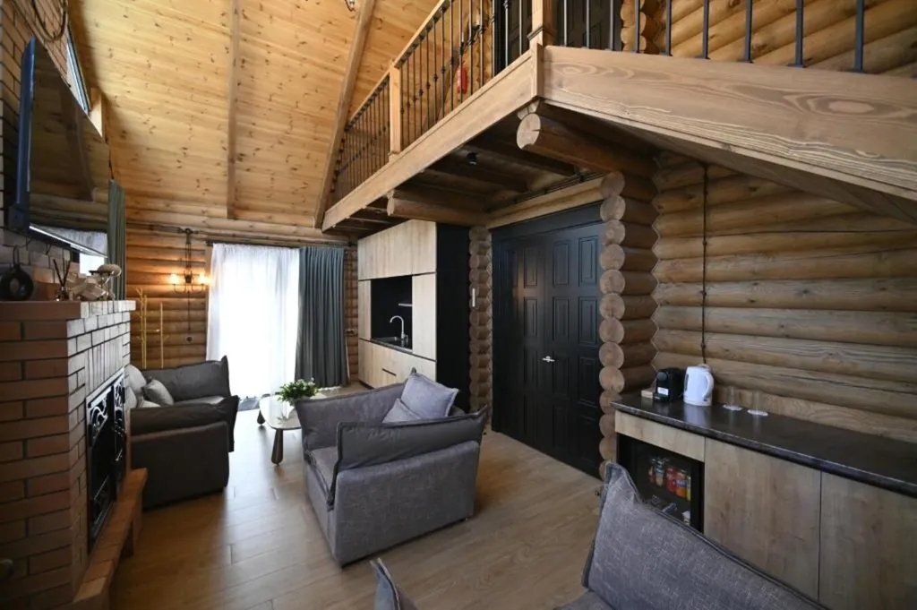 4-комнатный Дом