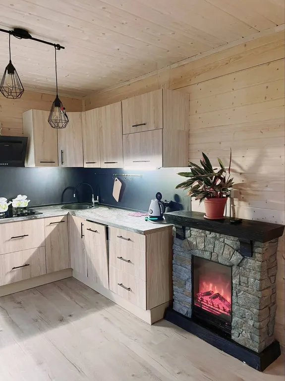 Домик с видом на лес