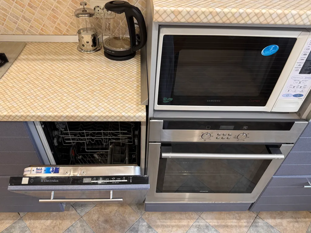 Квартира 3-комнатные просторные апартаменты Апарт-Комфорт для семьи — Ярославль