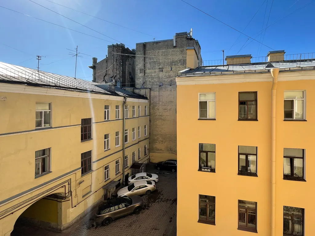 Квартира в старинном доме в историческом центре