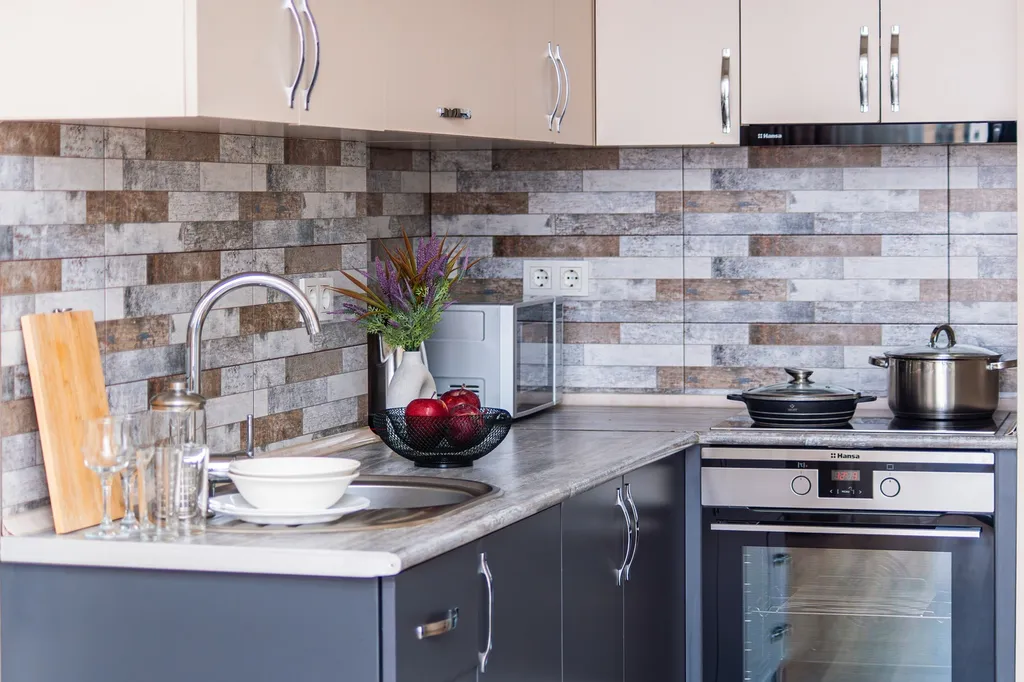 Квартира с витражными окнами в центре