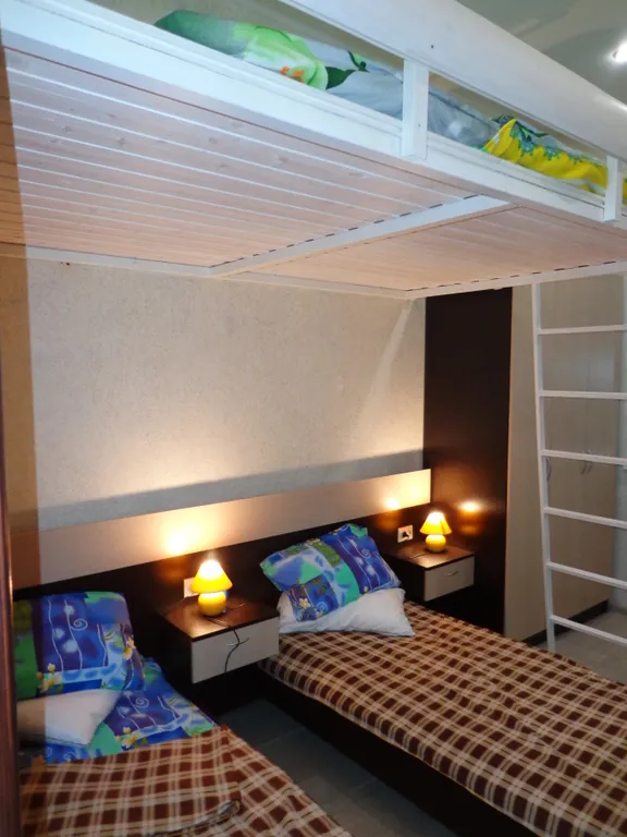 Евродвушка с полатями в километре от моря