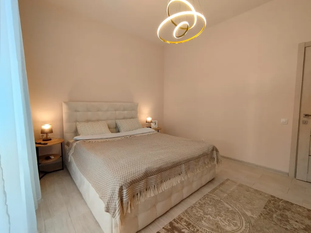 4-комнатный Дом