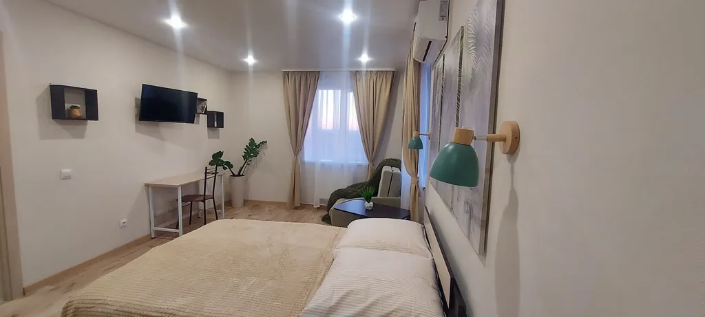 Рядом с Академией единоборств