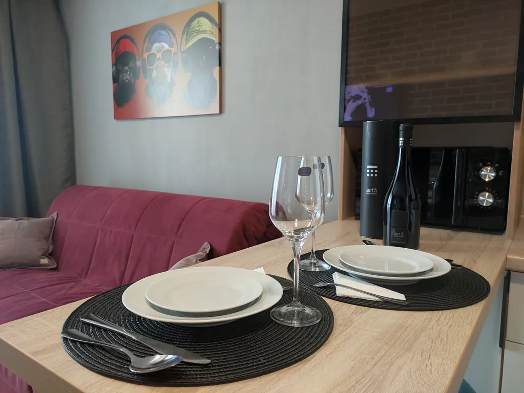 Уютная квартира на Лескова