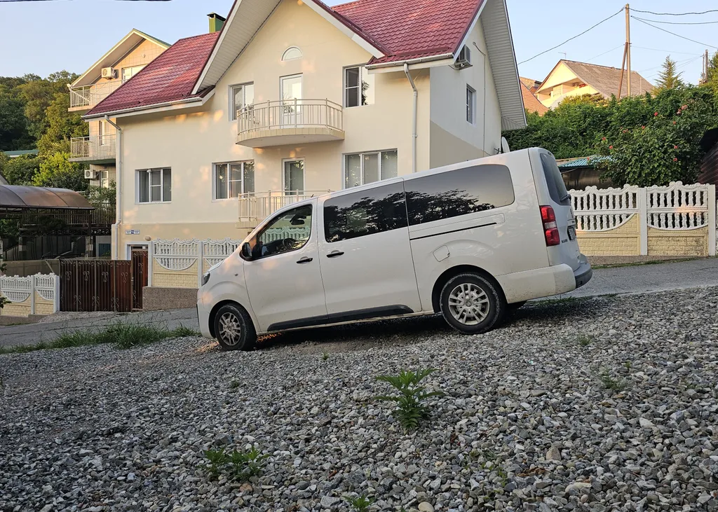 Семейный трехкомнатный номер с видом на море на III этаже