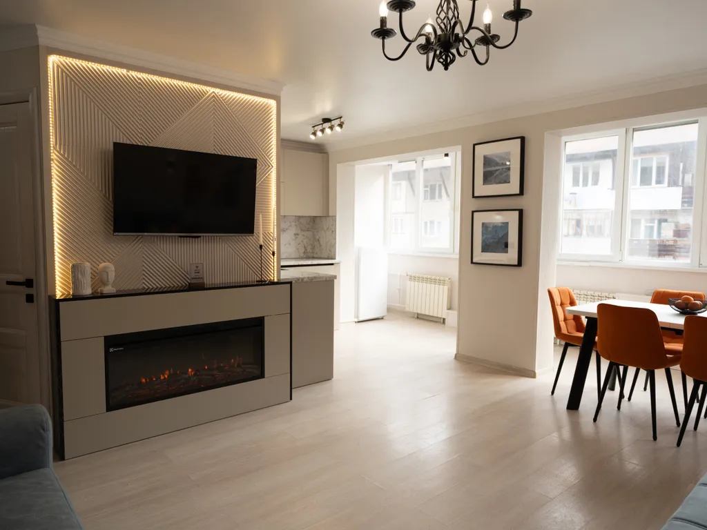 Дизайнерская квартира с видом на горы в центре Домбая