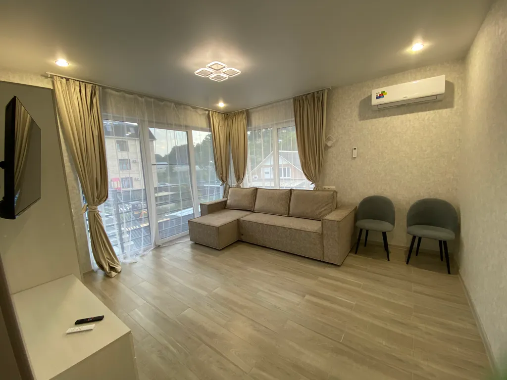 6-комнатный Дом