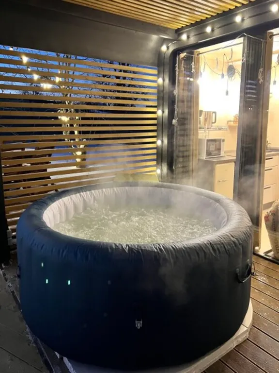 Дом у Яблони с джакузи в А-Шалаш Нижние Дойки